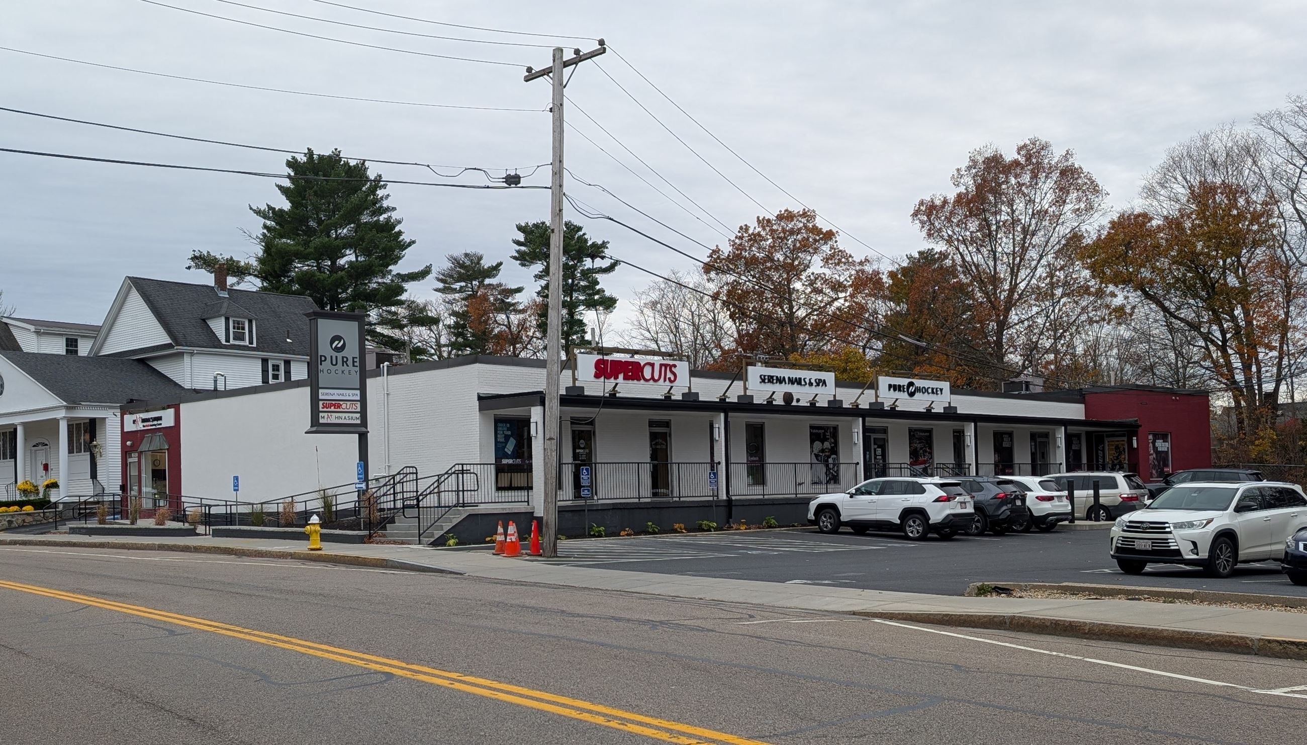 1299 Highland Avenue - Plaza Overview